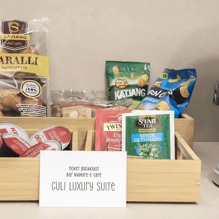 Guli's - Lusso E Comfort In Centro Storico Naples