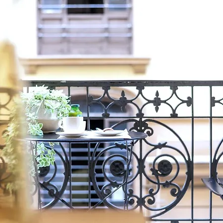 Guli's - Lusso E Comfort In Centro Storico Apartment Neapel