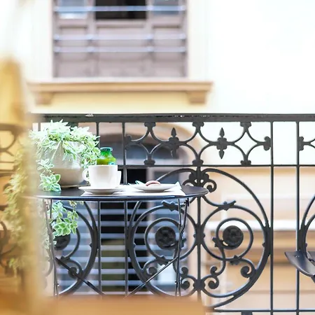 Apartamento Guli's - Lusso E Comfort In Centro Storico Nápoles