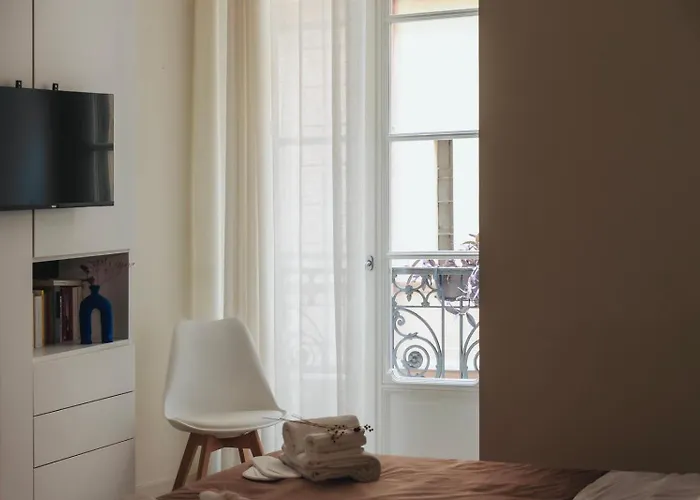Guli's - Lusso E Comfort In Centro Storico Lägenhet *